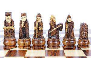 Isle of Lewis Theme Magnetic Chess Set Folding 10" Golden Rosewood/Maple