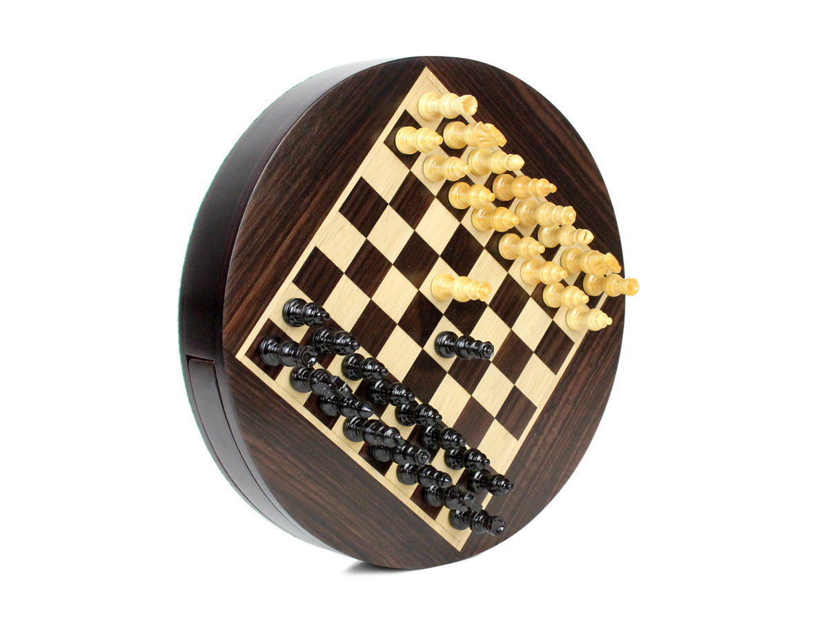 Globe Design Chess pieces in Ebony Wood and Boxwood standing on Rosewood Round Chess Board