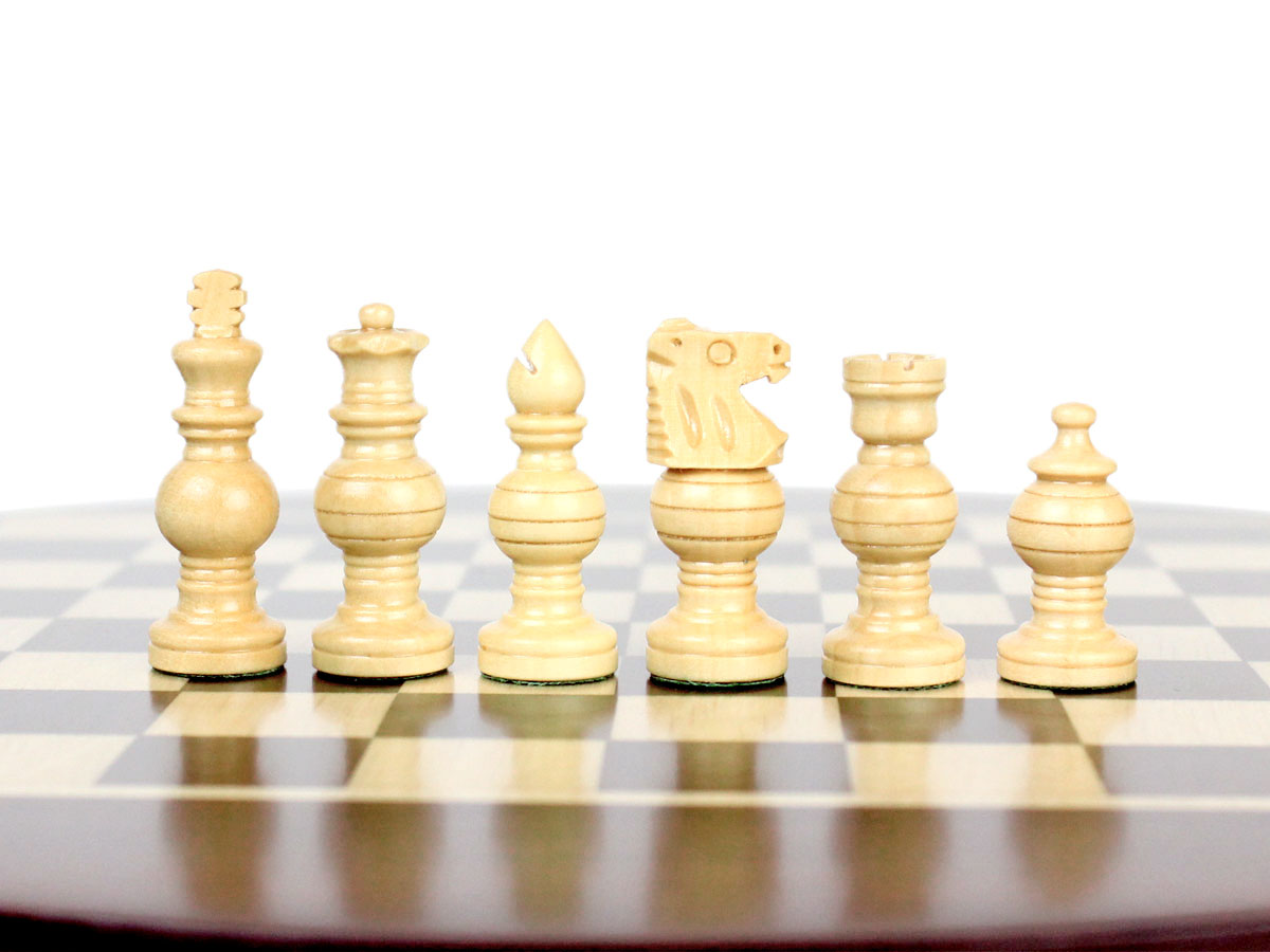 Magnetic Globe Design Boxwood Chess Pieces with French Staunton Lardy design knight