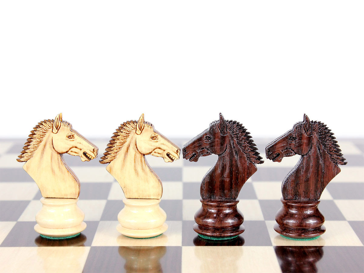 Free extra set of 4 Derby Knights in Rosewood & Boxwood with the purchase of this chess set