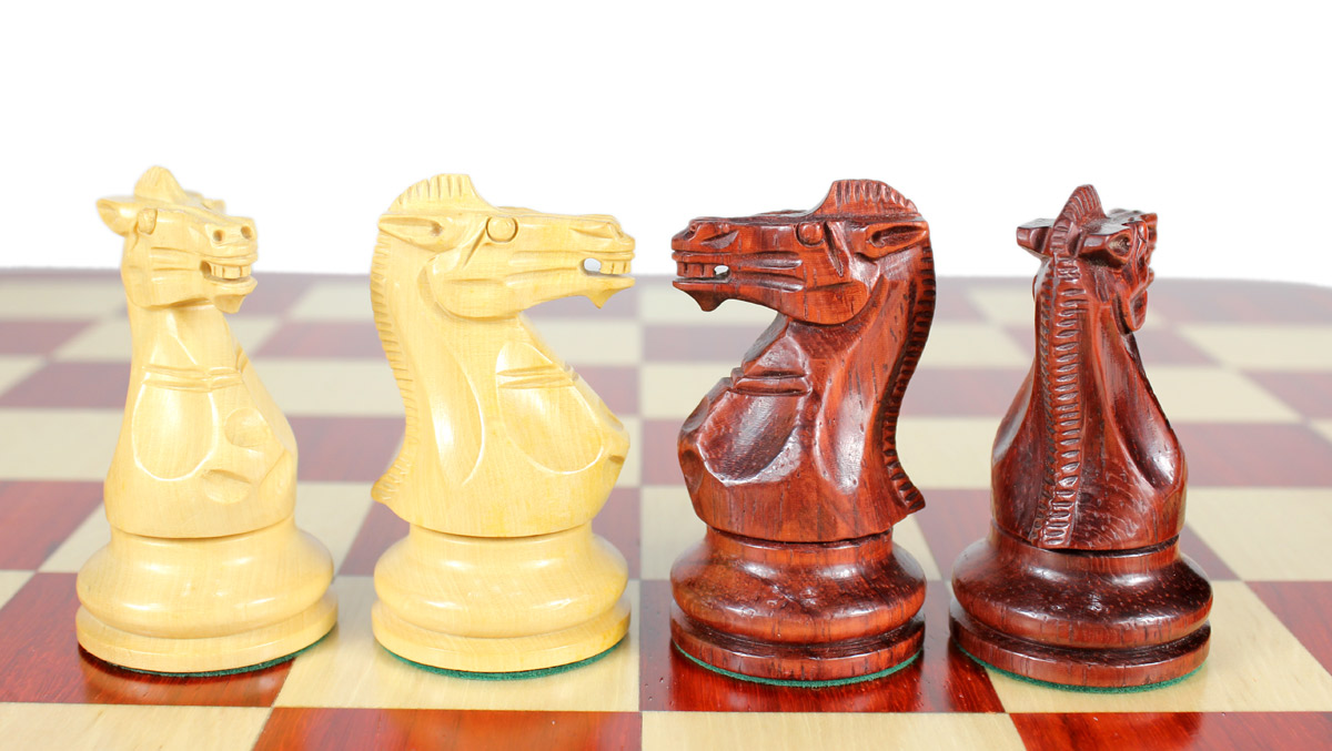 Monarch Staunton high quality hand crafted Knights by master craftsmen.