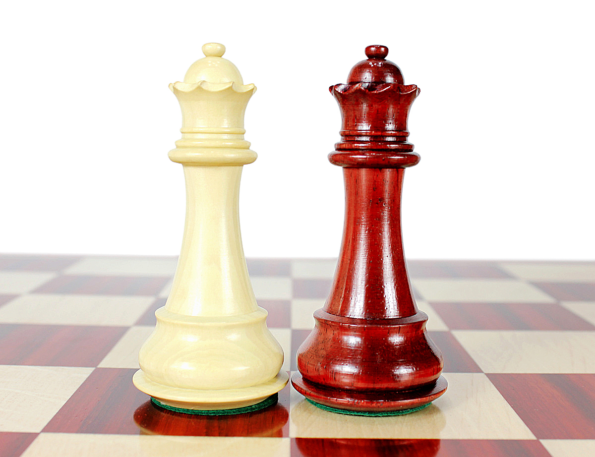 2 extra Queens provided with this set. 34 Chess Pieces (Including 2 extra Queens)
