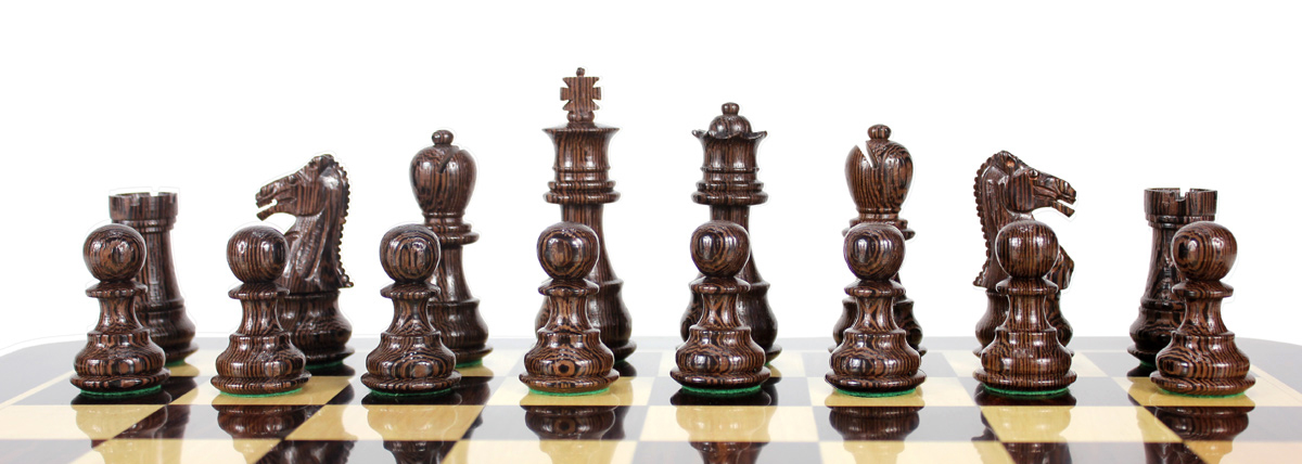 All chess pieces are triple weighted. Total weight of the chess set is 1.675 lbs (760 grams)
