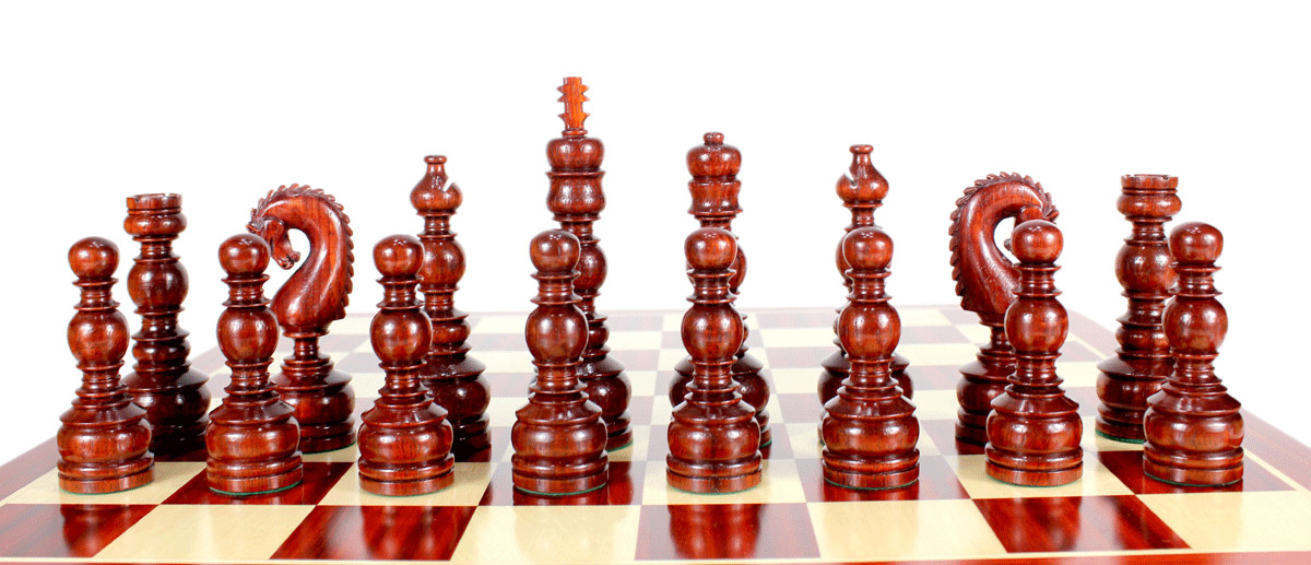 All chess pieces are triple weighted. Total weight of the chess set is 7.605 lbs (3450 grams)