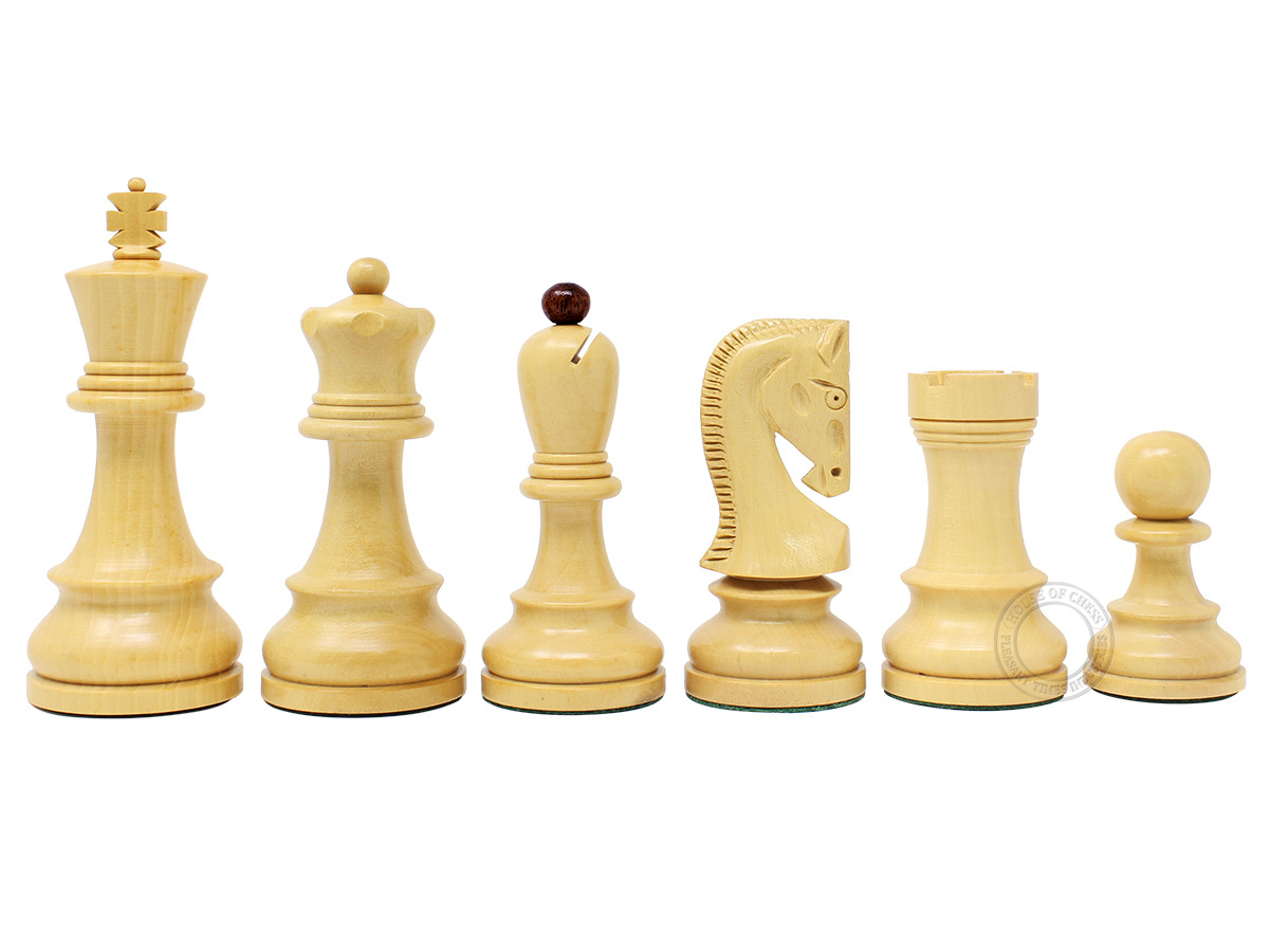 Yugo Staunton Boxwood Chess Pieces