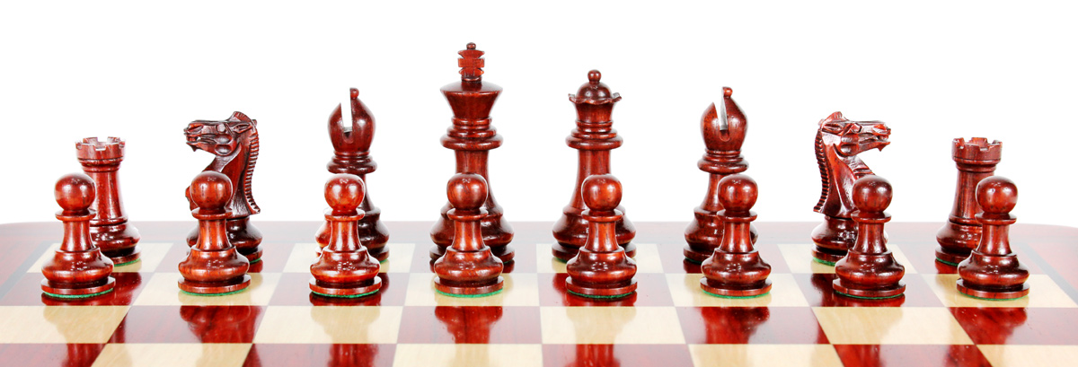 All chess pieces are double weighted. Total weight of the chess set is 1.32 lbs (600 grams).
