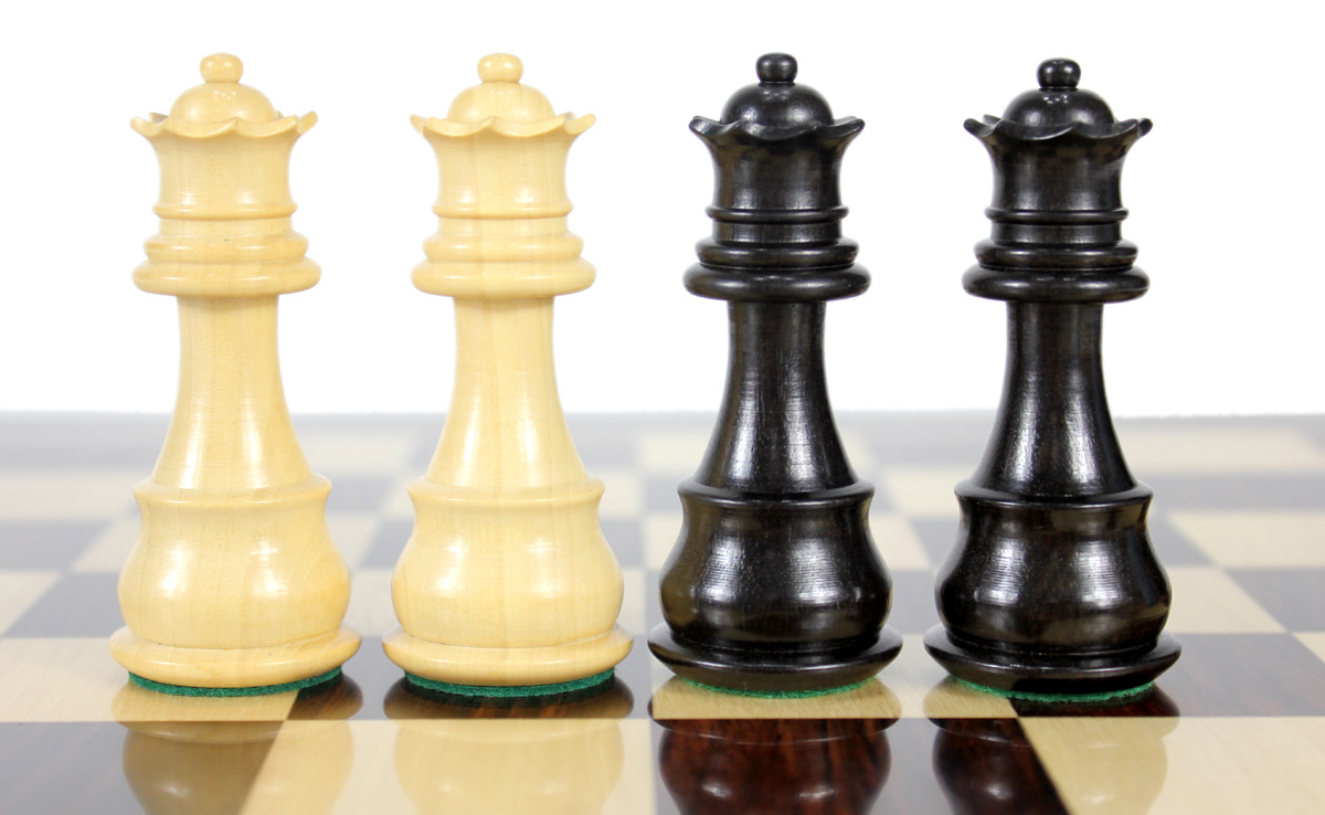2 extra Queens provided with this set. 34 Chess Pieces (Including 2 extra Queens)