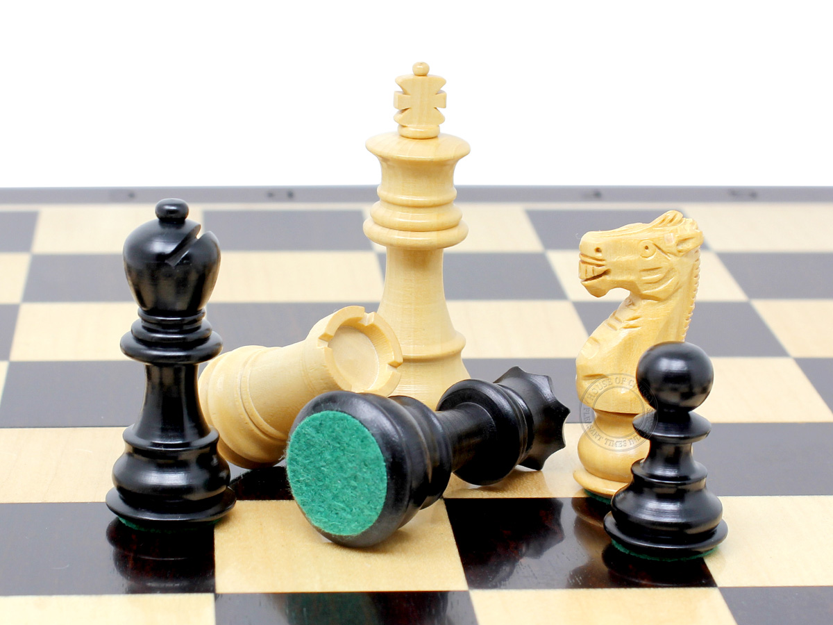 Galaxy Staunton Chess Pieces