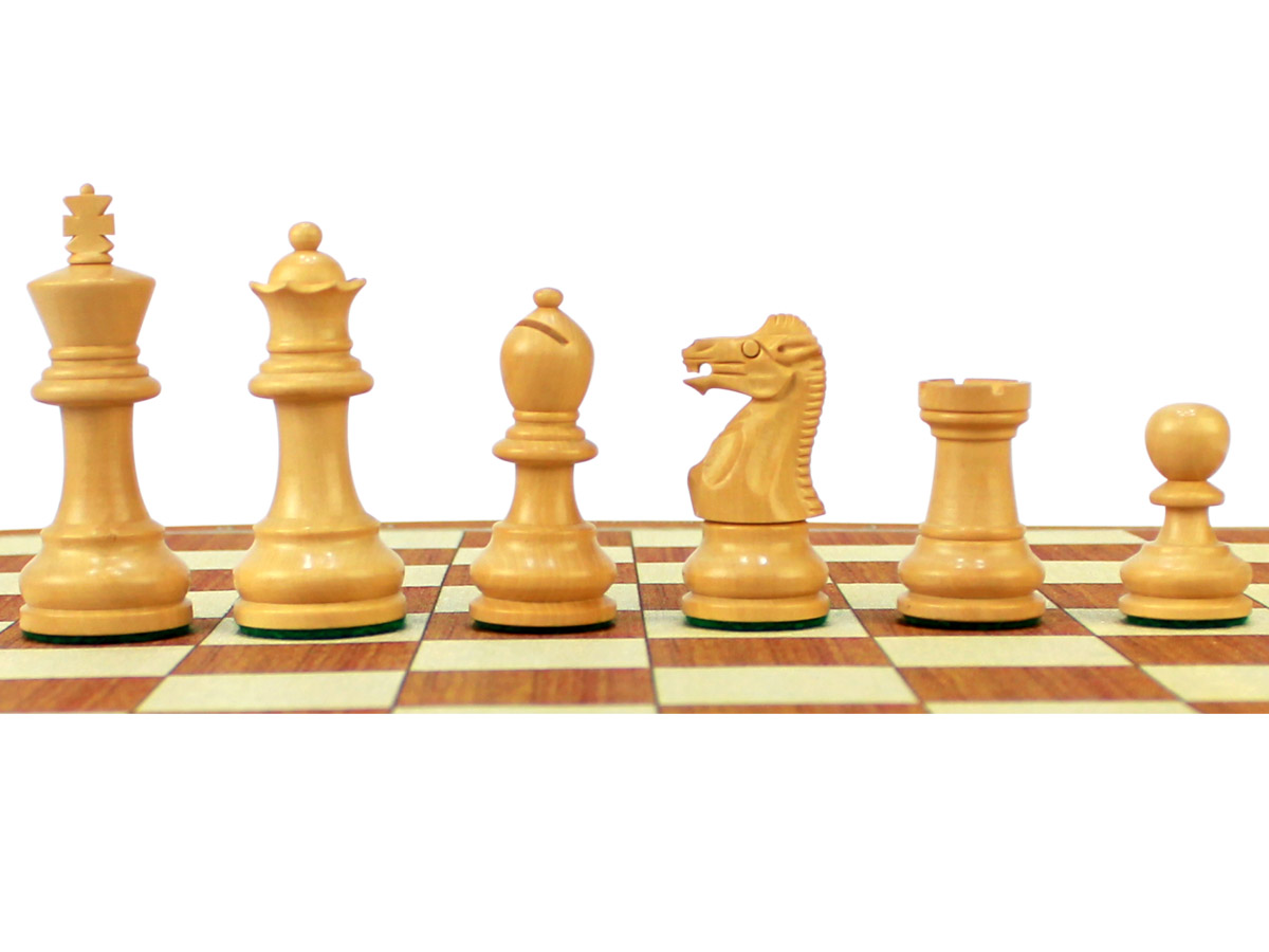 Monarch Staunton Boxwood Chess Pieces