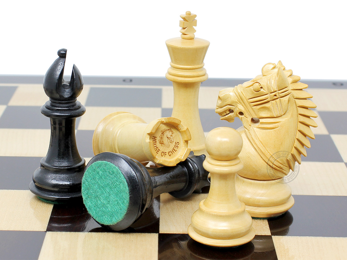 Rio Staunton Ebonized / Boxwood Chess Pieces