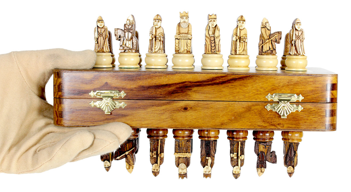 Down Side Chess Pcs. shows the High Magnetic Power.